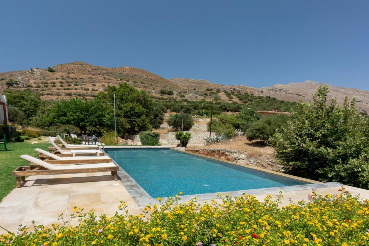 Agarathos Traditional Rooms With Pool Каливиани Экстерьер фото