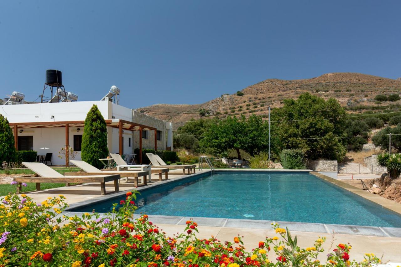 Agarathos Traditional Rooms With Pool Каливиани Экстерьер фото