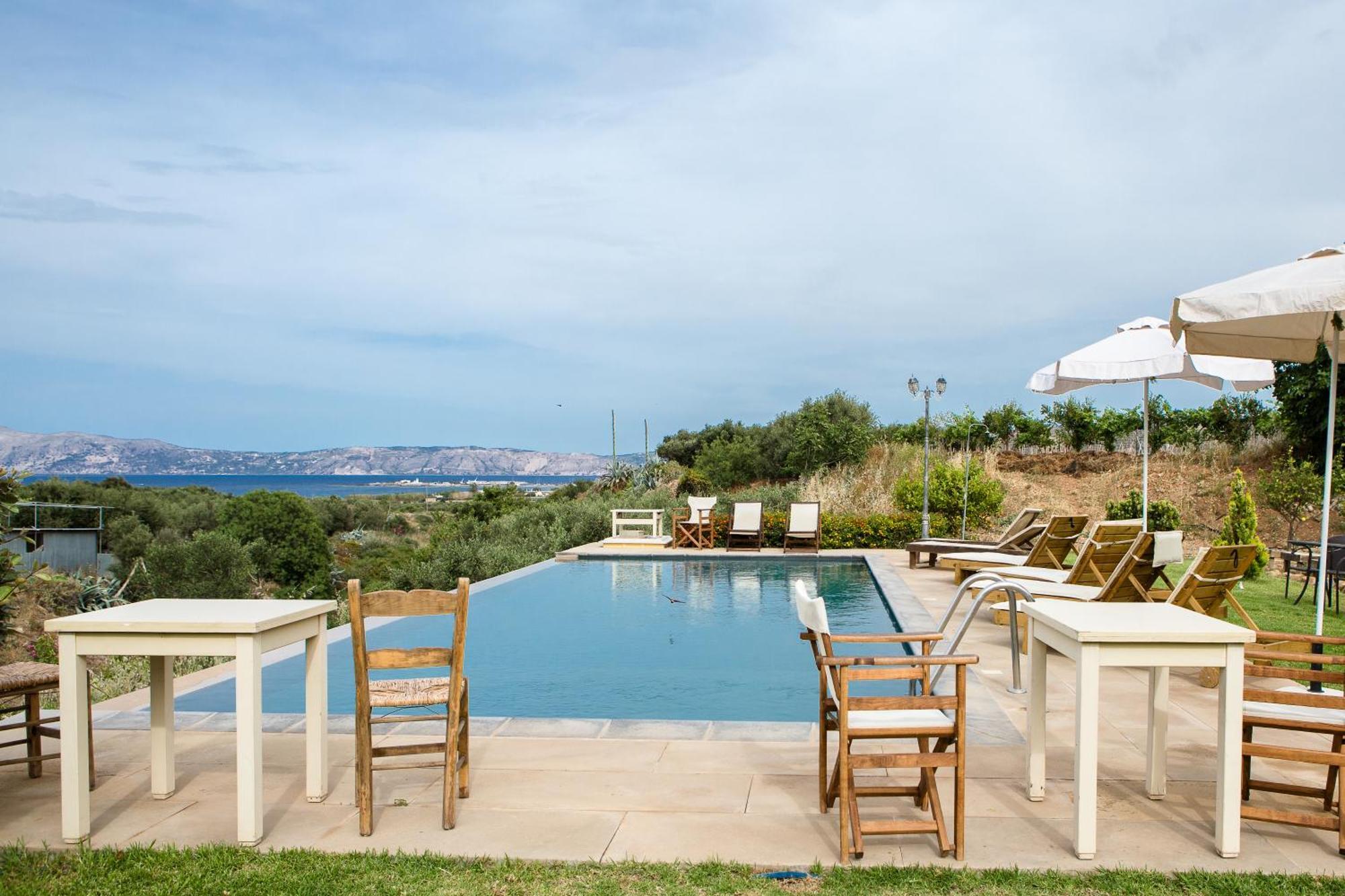 Agarathos Traditional Rooms With Pool Каливиани Экстерьер фото